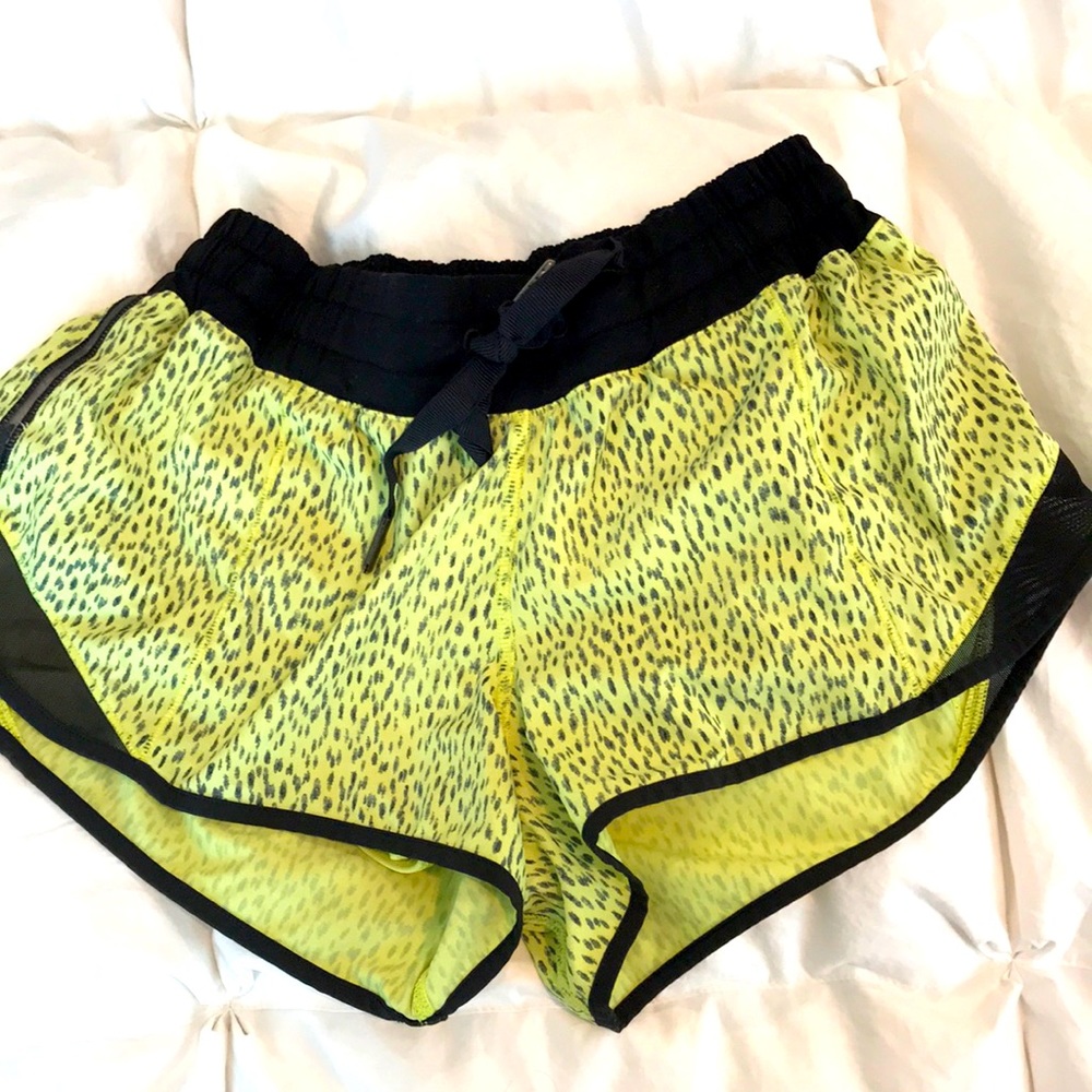 Lululemon running shorts-lined size 4